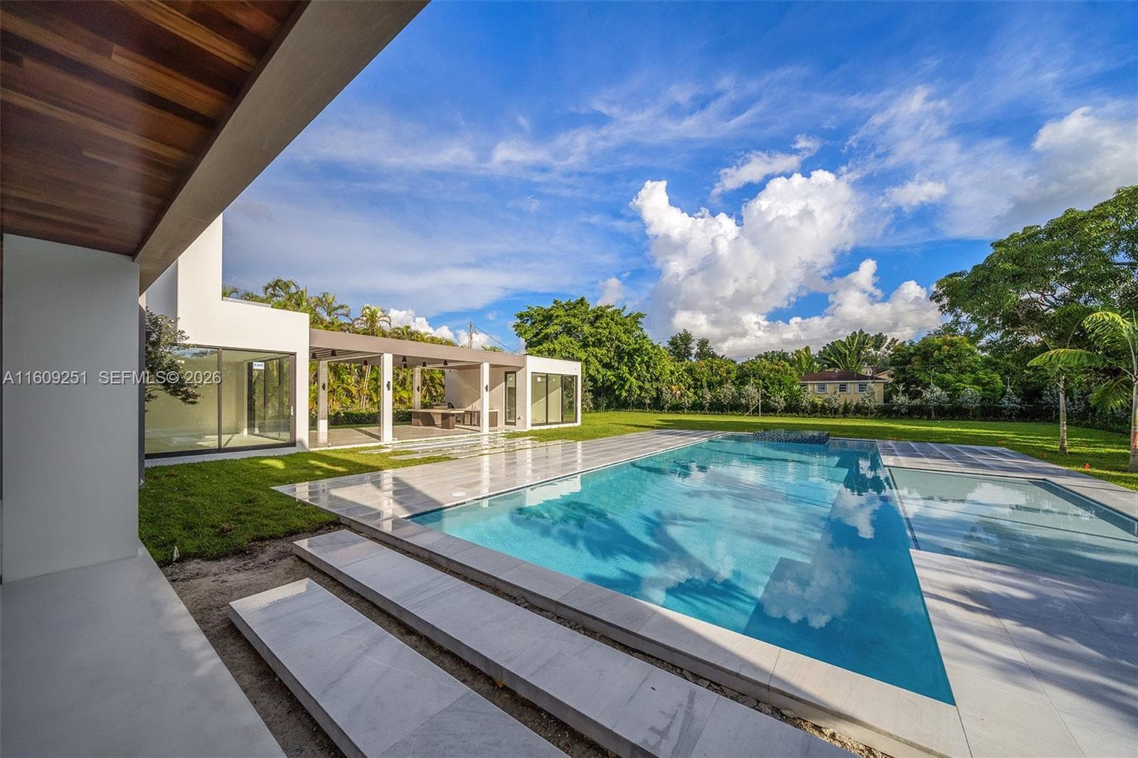 6675 SW 96th St, Pinecrest FL 33156 — 37