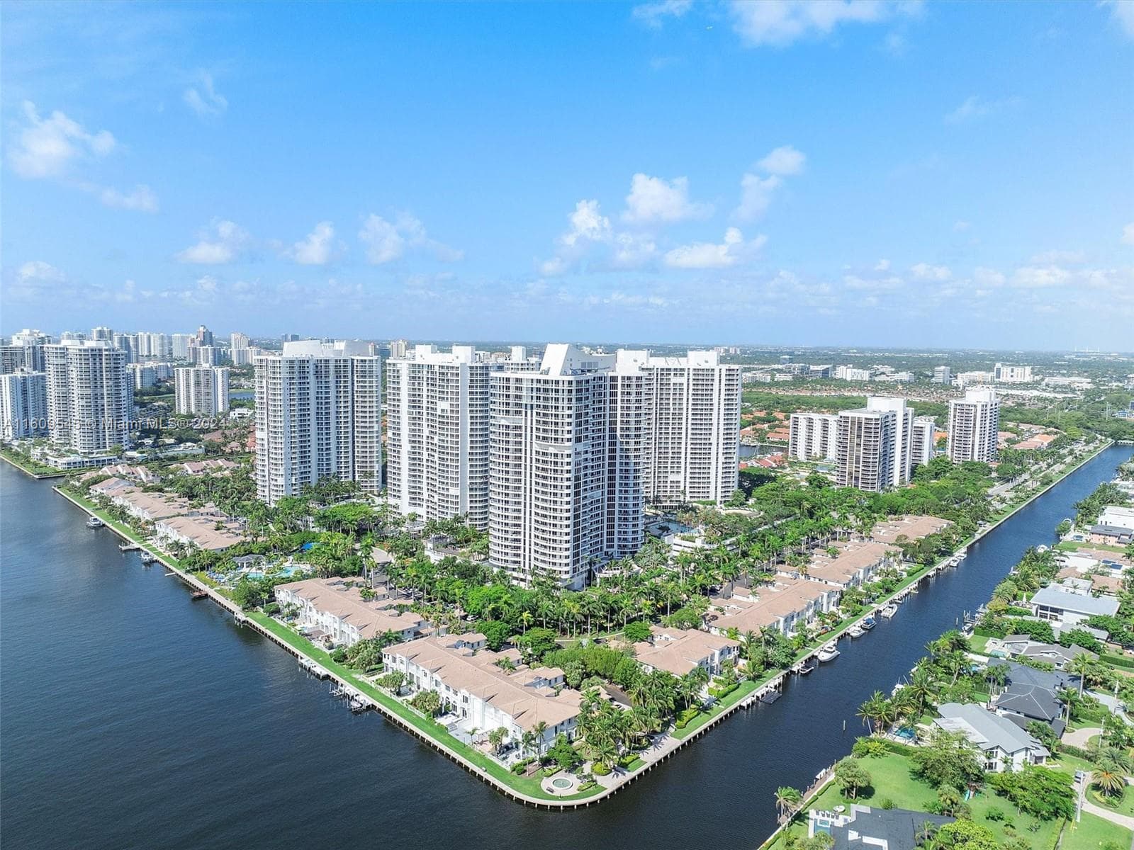 21301 NE 38th Ave # 58, Aventura FL 33180 — 53