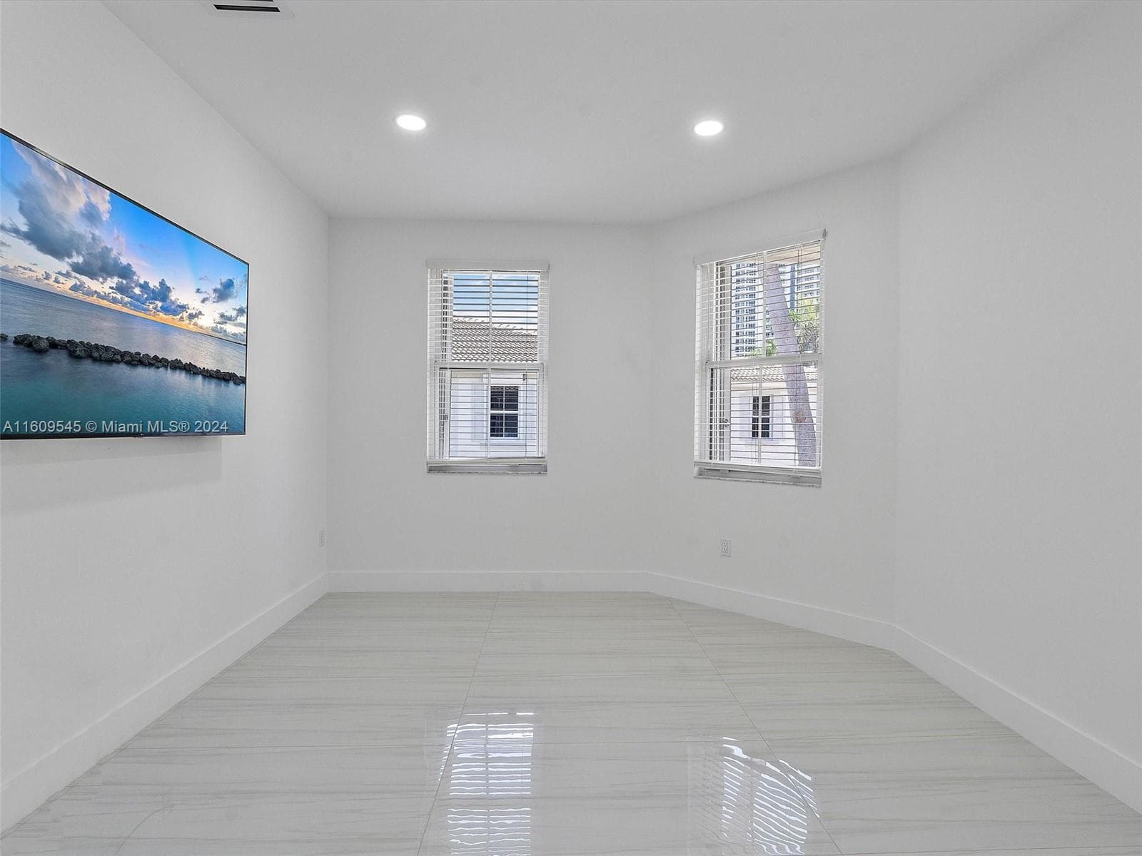 21301 NE 38th Ave # 58, Aventura FL 33180 — 35