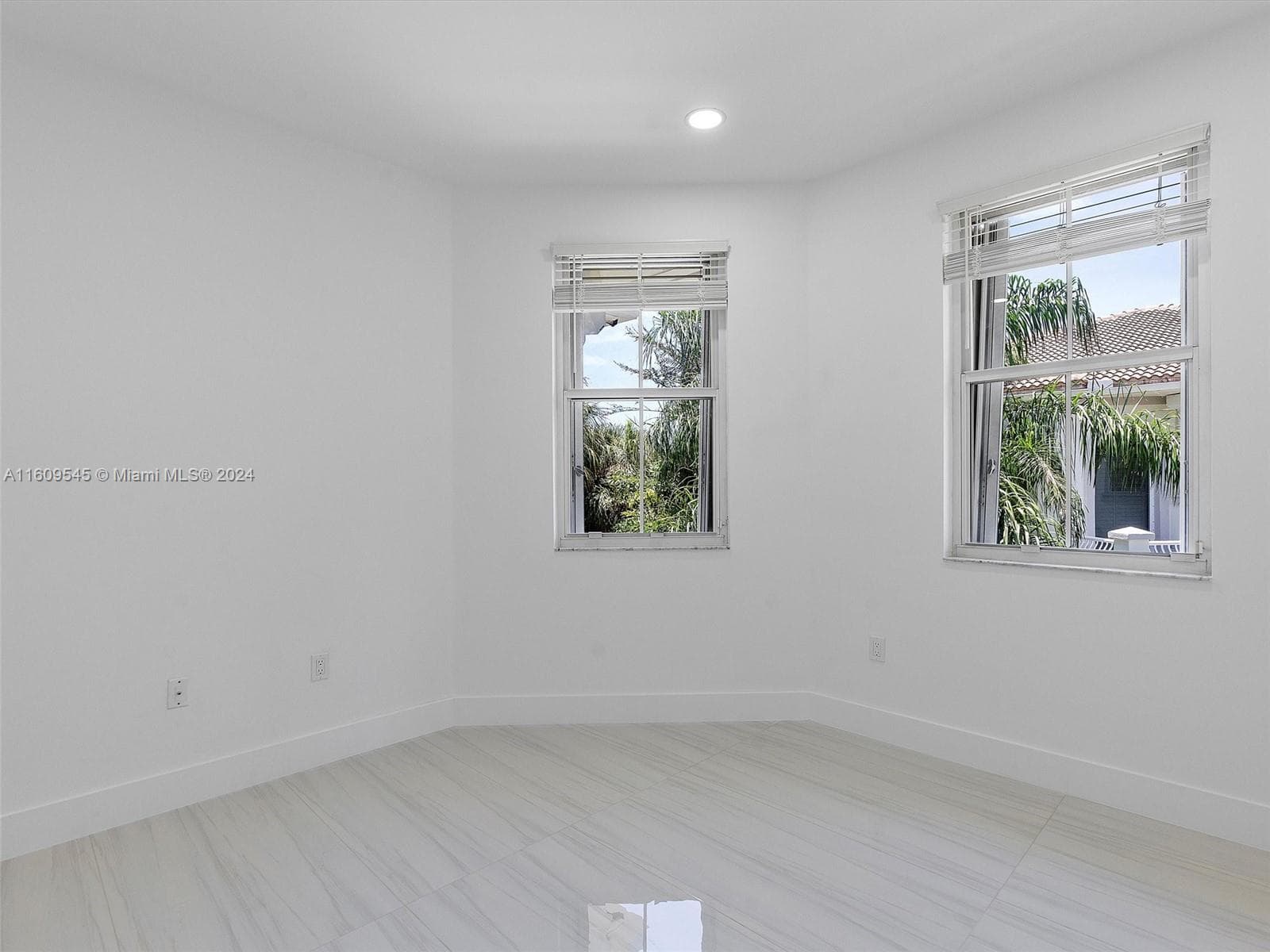 21301 NE 38th Ave # 58, Aventura FL 33180 — 31