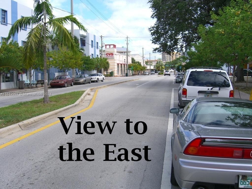 3340 Grand Ave, Miami FL 33133 — 2