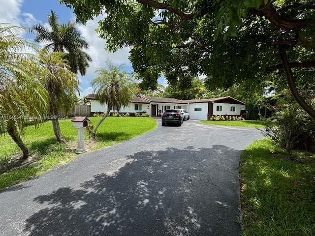 6440 Miller Dr, South Miami FL 33155 — 1