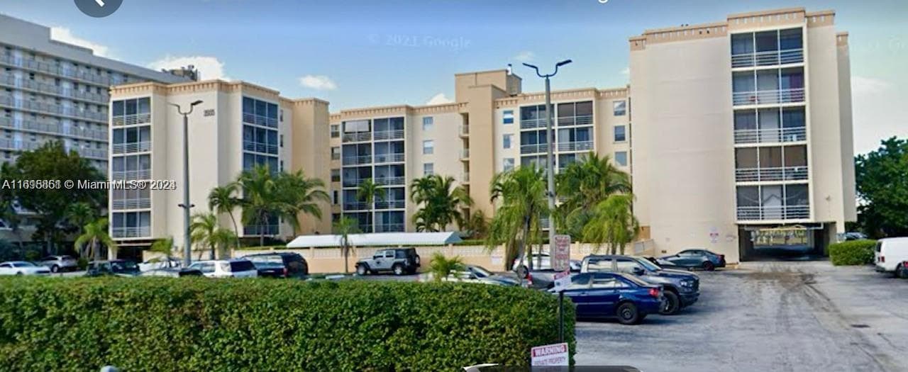 2935 NE 163rd St # 5C, North Miami Beach FL 33160 — 4