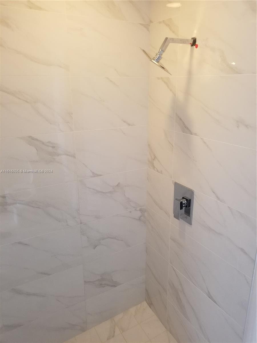 801 S MIAMI AVE # 1610, Miami FL 33130 — 17