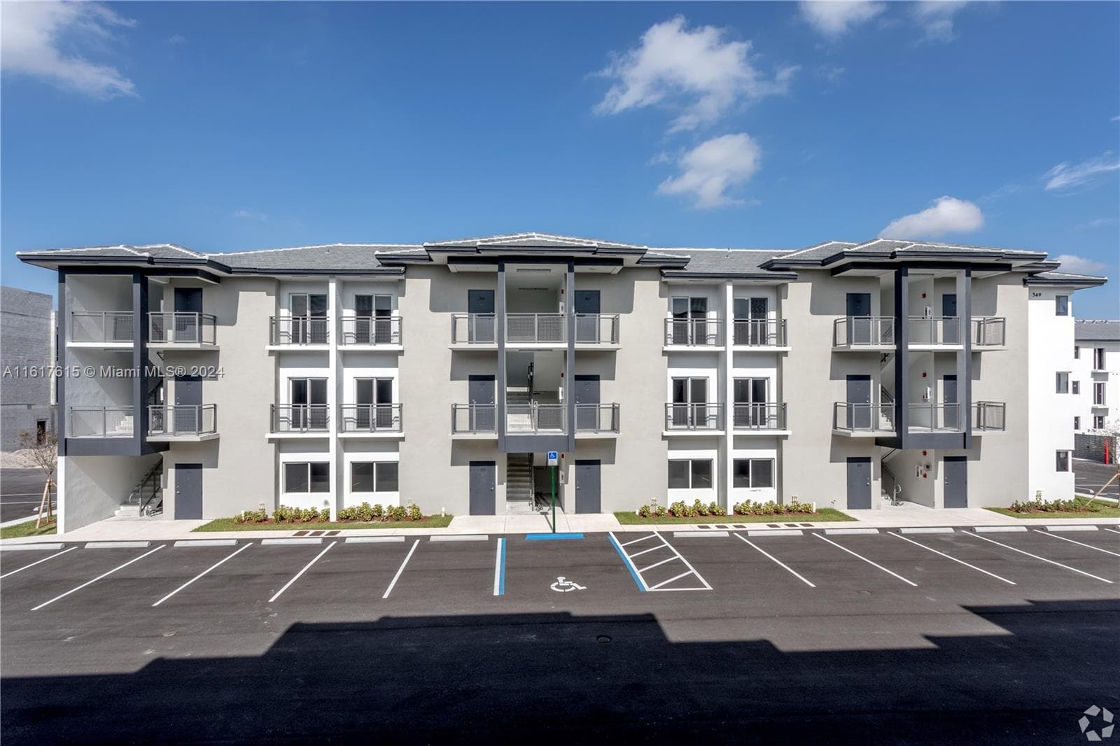 243 W 77th St # 102, Hialeah FL 33014 — 2