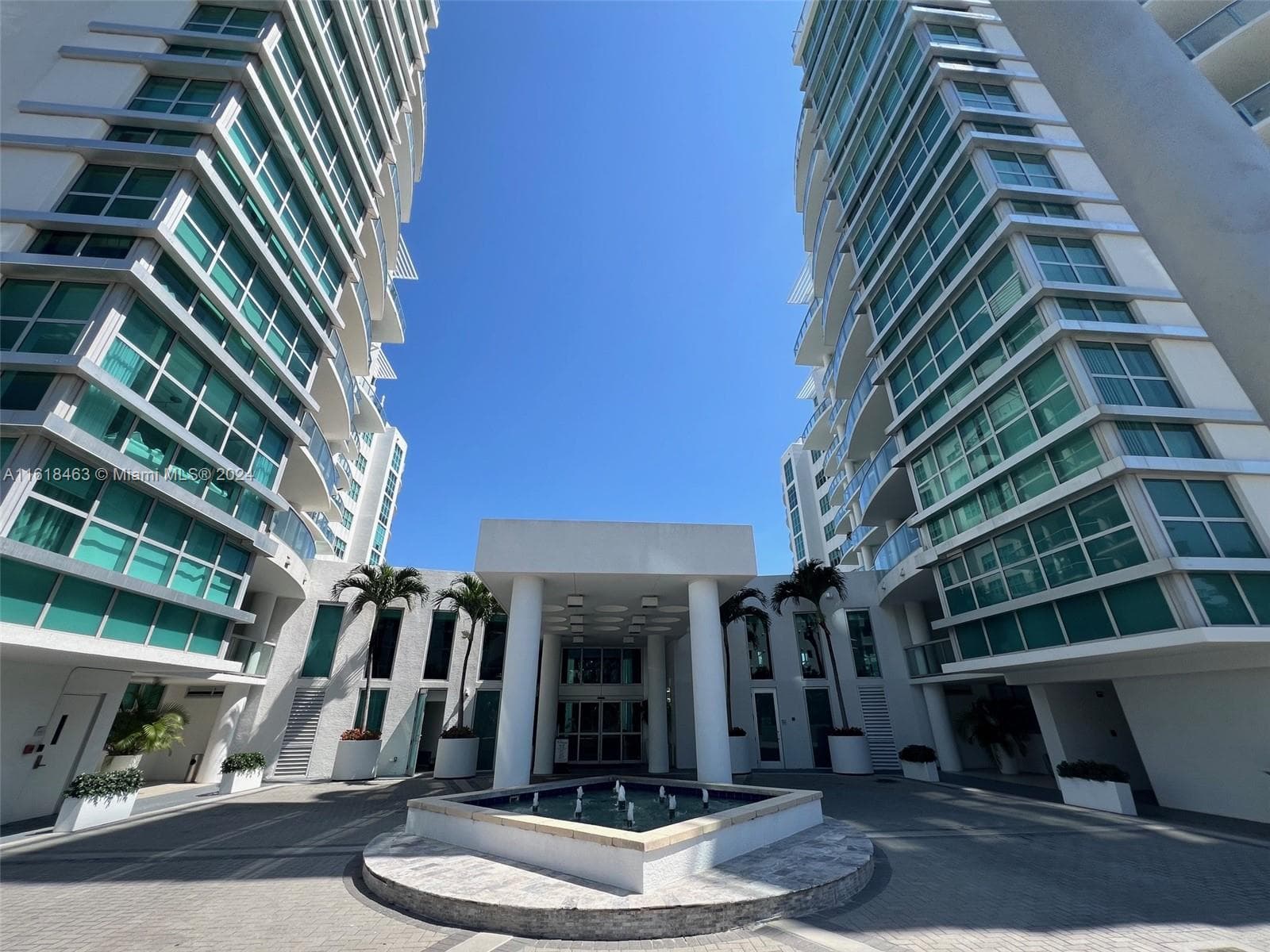 3131 NE 188th St # 609, Aventura FL 33180 — 2