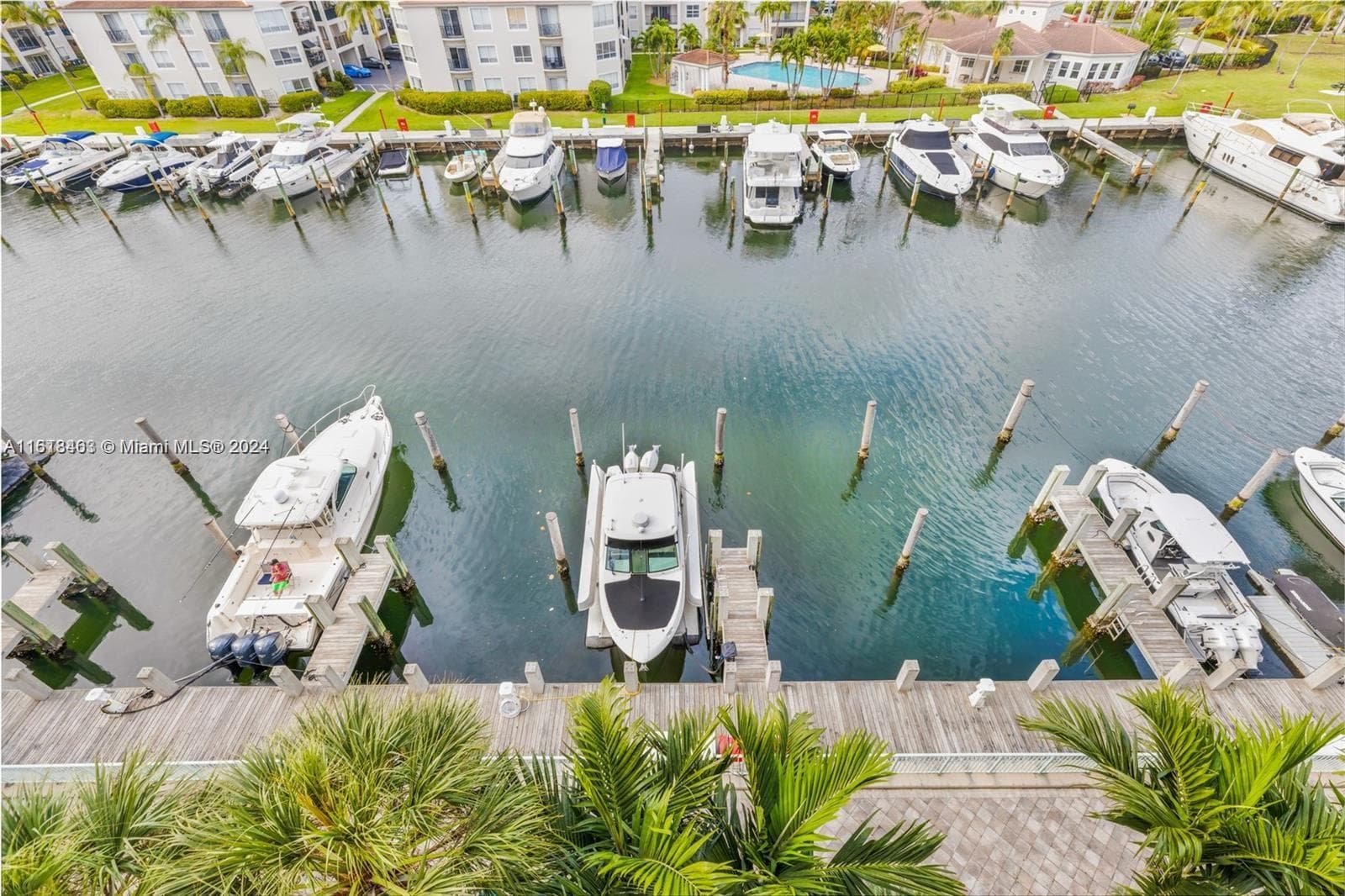 3131 NE 188th St # 609, Aventura FL 33180 — 42