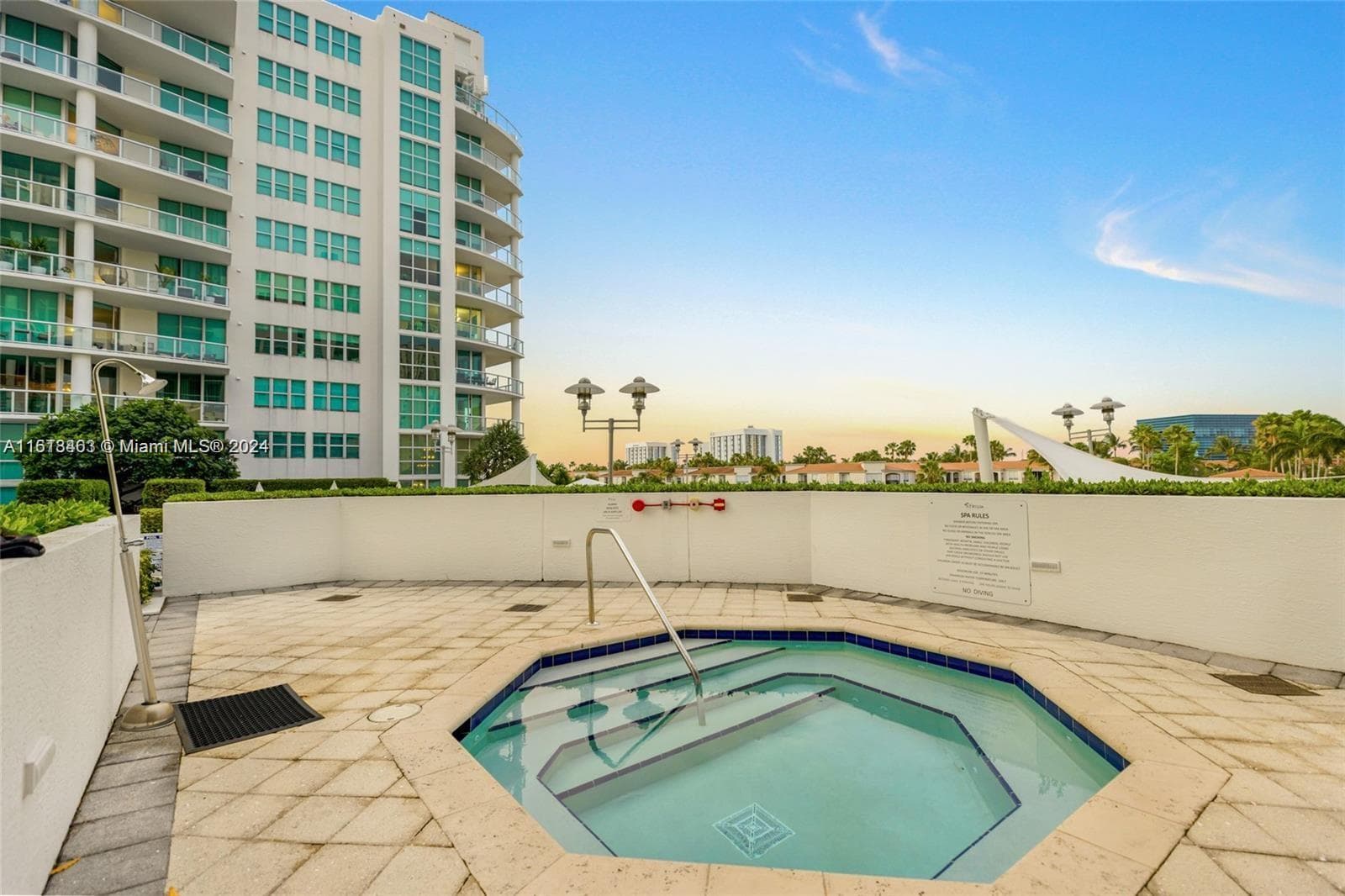 3131 NE 188th St # 609, Aventura FL 33180 — 37