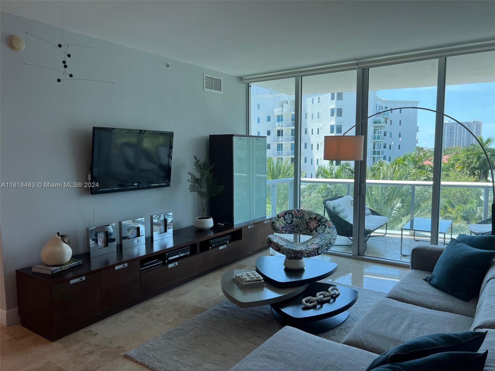 3131 NE 188th St # 609, Aventura FL 33180 — 15
