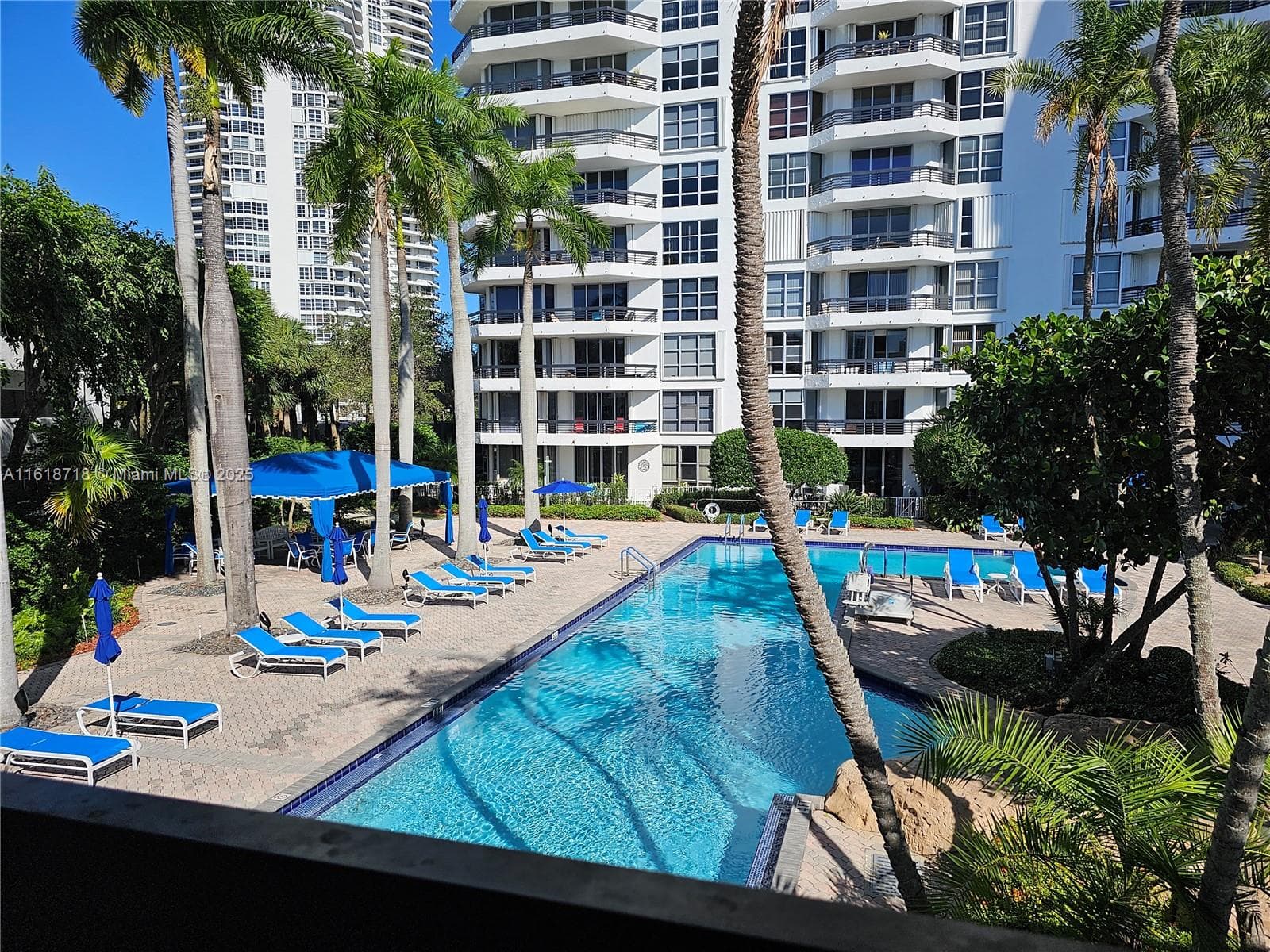 3600 Mystic Pointe Dr # 1607, Aventura FL 33180 — 18