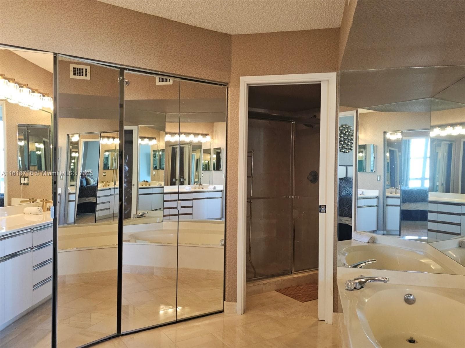 3600 Mystic Pointe Dr # 1607, Aventura FL 33180 — 37