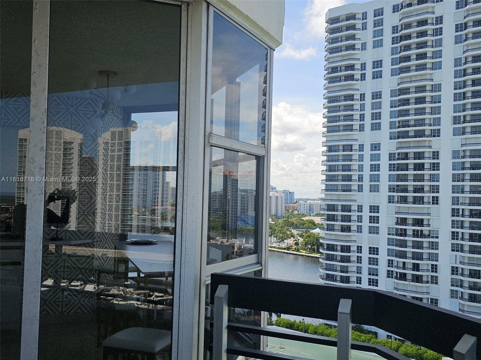 3600 Mystic Pointe Dr # 1607, Aventura FL 33180 — 31