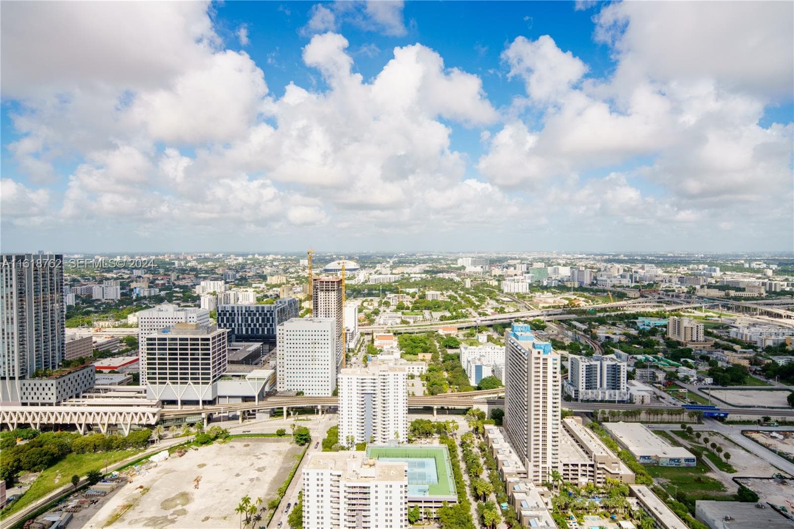 851 NE 1st Ave # 4406, Miami FL 33132 — 6