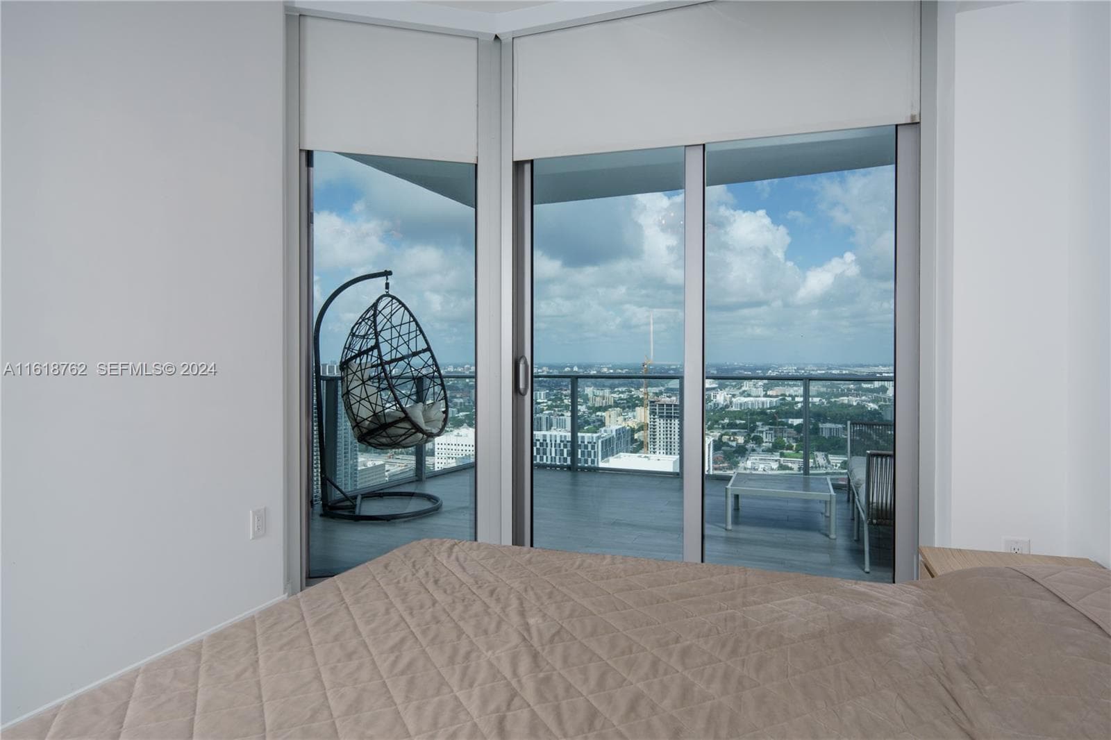851 NE 1st Ave # 4406, Miami FL 33132 — 13