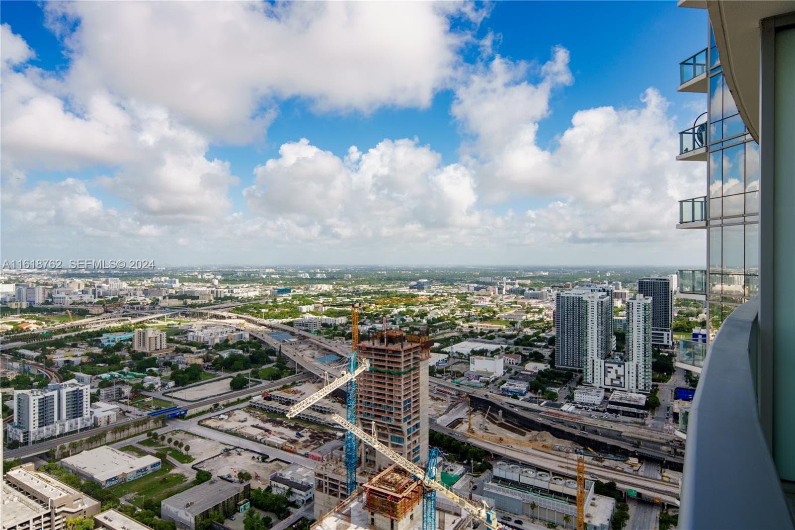 851 NE 1st Ave # 4406, Miami FL 33132 — 7