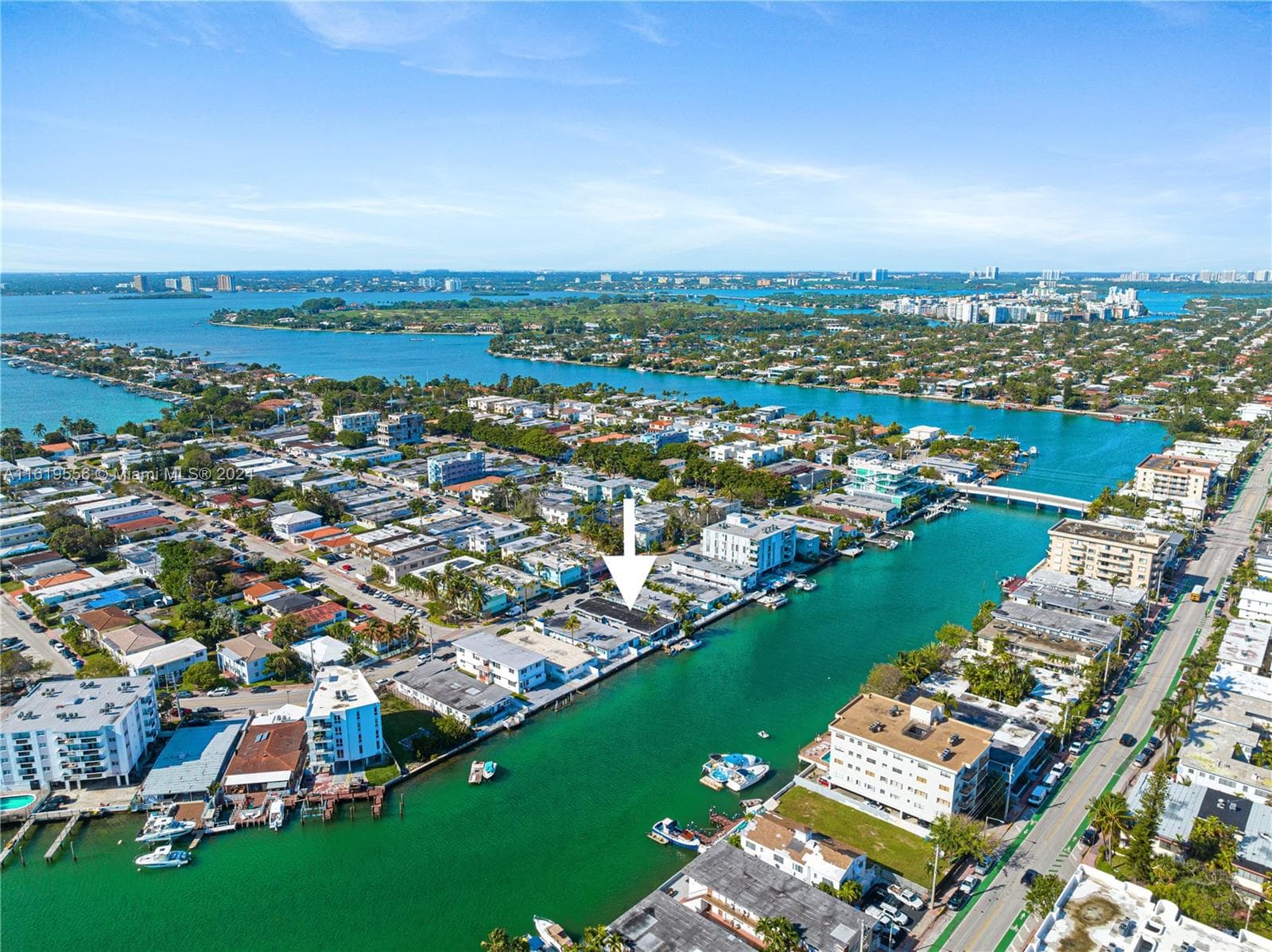8221 Crespi Blvd, Miami Beach FL 33141 — 13