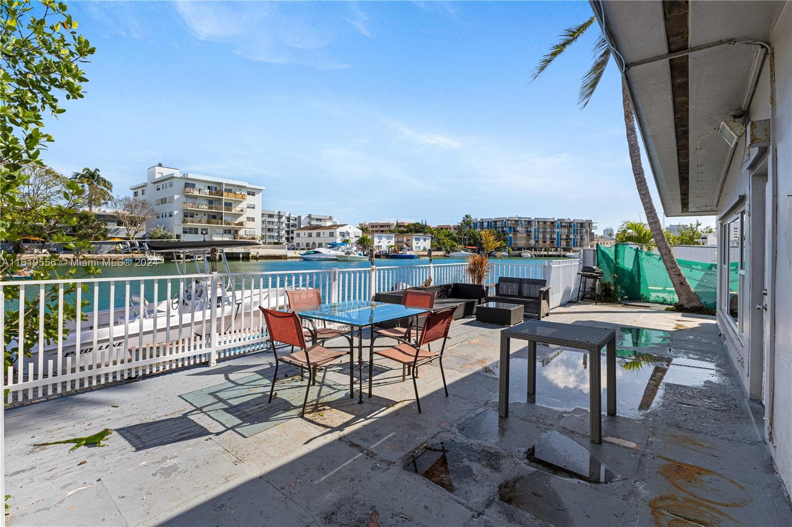 8221 Crespi Blvd, Miami Beach FL 33141 — 9