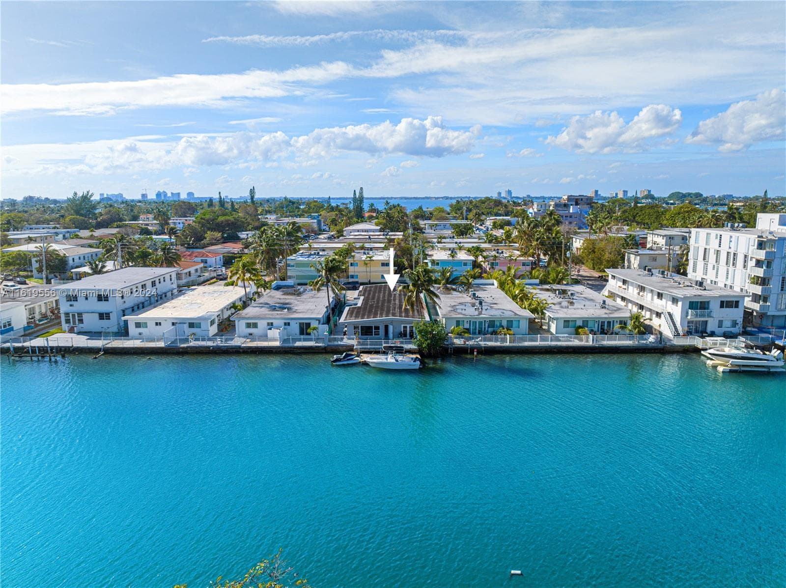 8221 Crespi Blvd, Miami Beach FL 33141 — 15