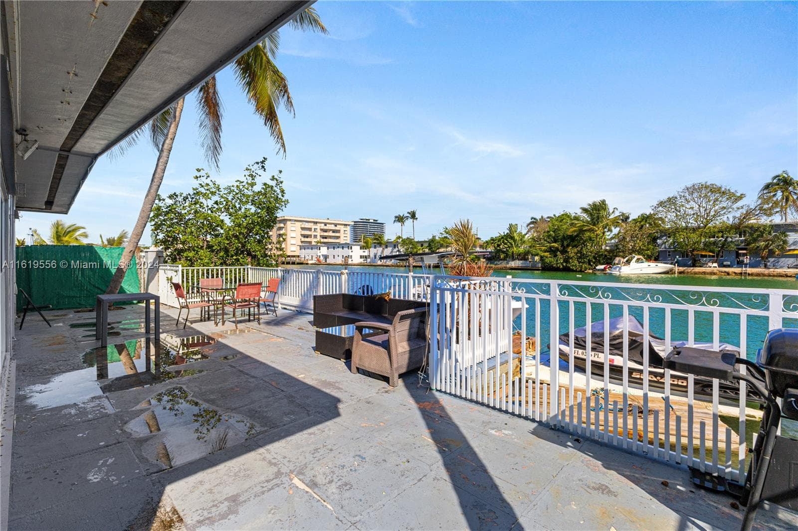 8221 Crespi Blvd, Miami Beach FL 33141 — 8