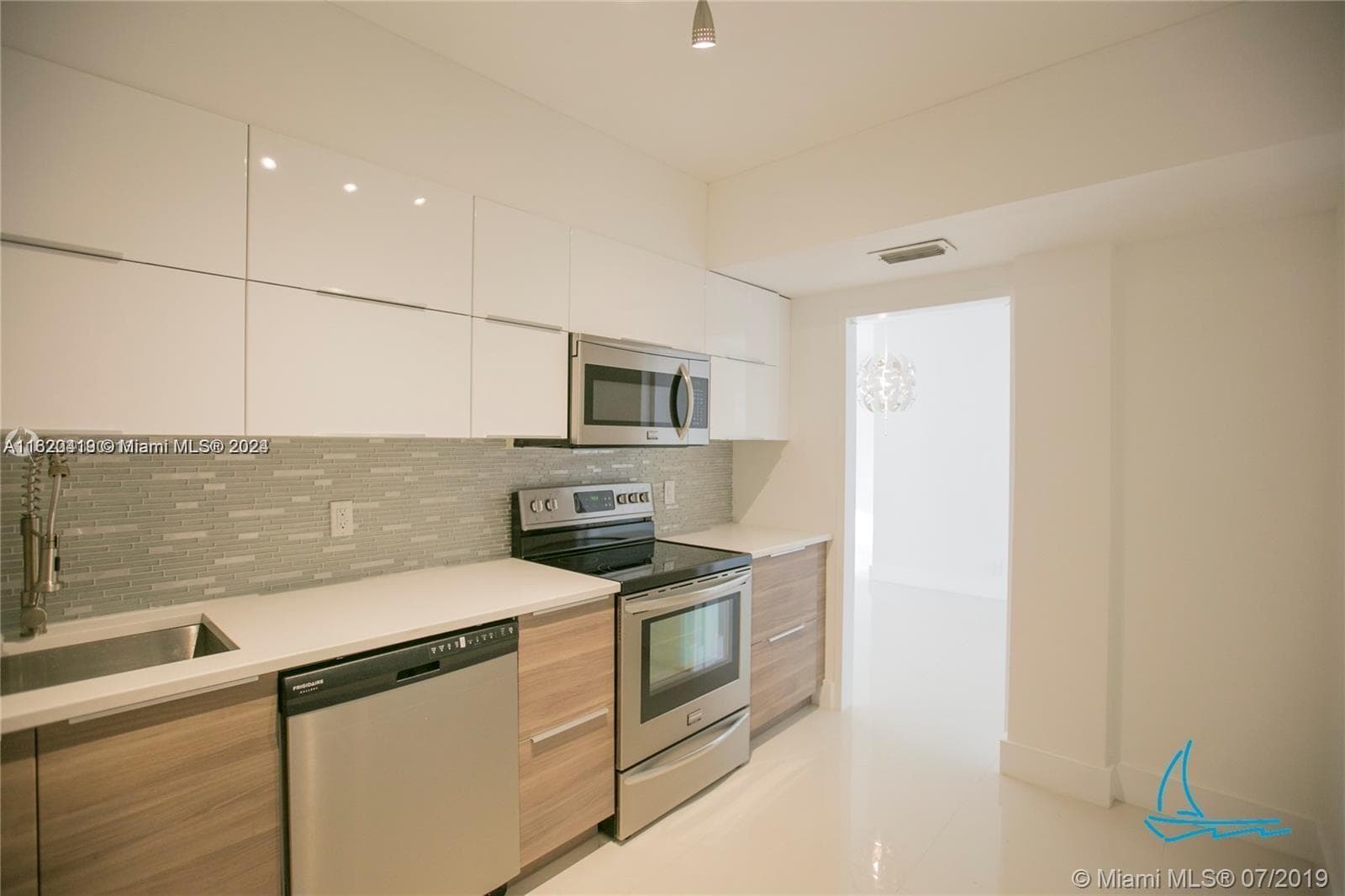 9381 E Bay Harbor Dr # 302S, Bay Harbor Islands FL 33154 — 11