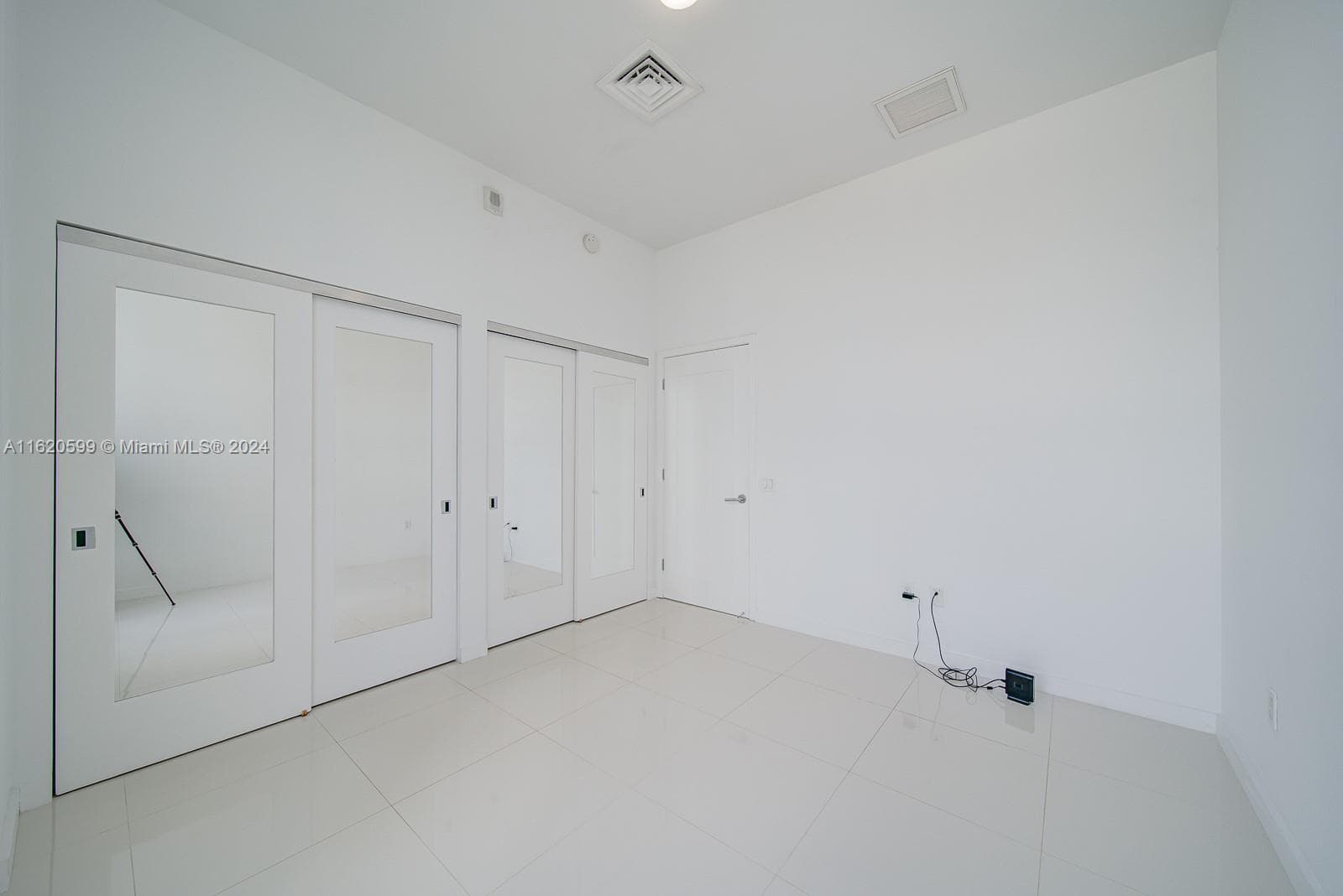 601 NE 27th St, Miami FL 33137 — 20