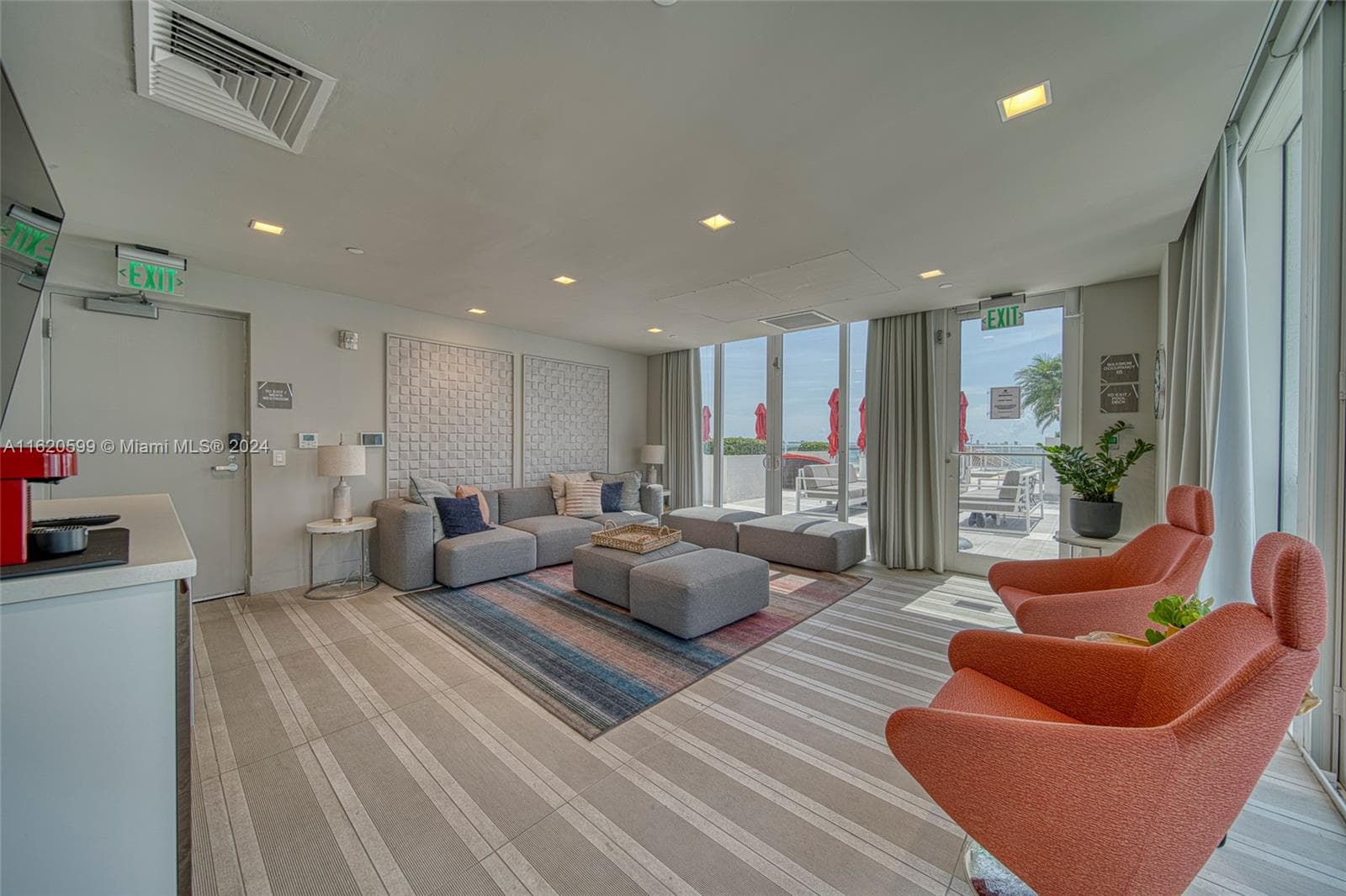 601 NE 27th St, Miami FL 33137 — 34