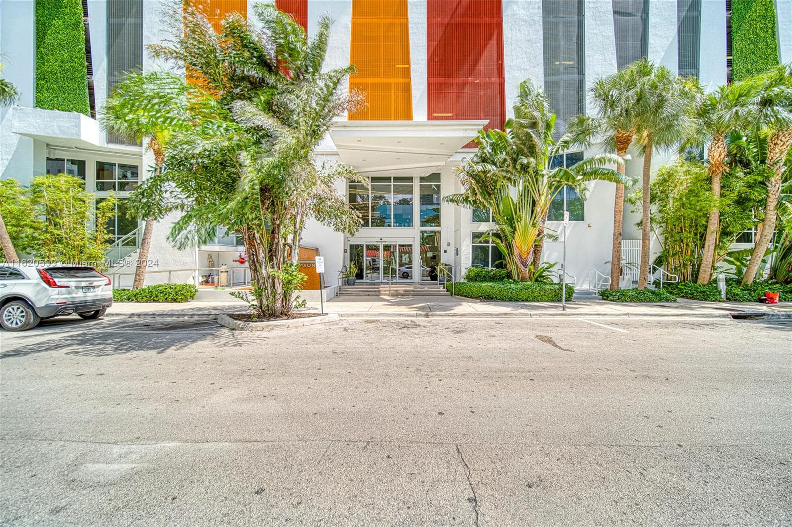 601 NE 27th St, Miami FL 33137 — 50