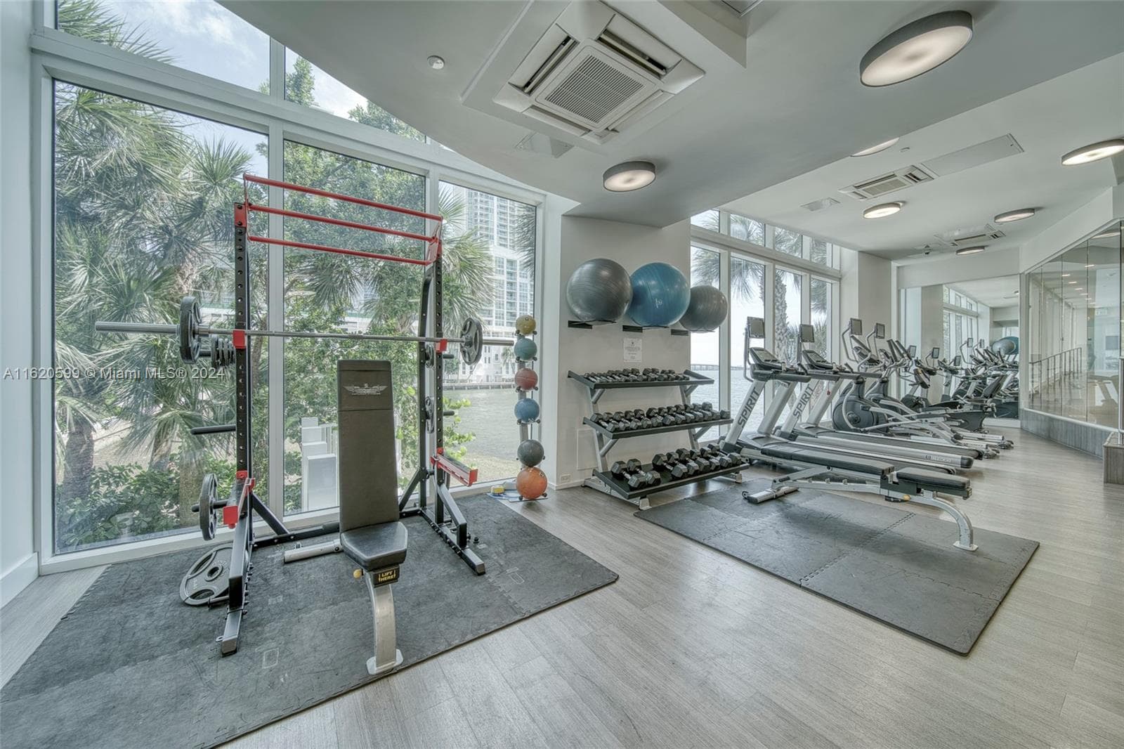 601 NE 27th St, Miami FL 33137 — 35
