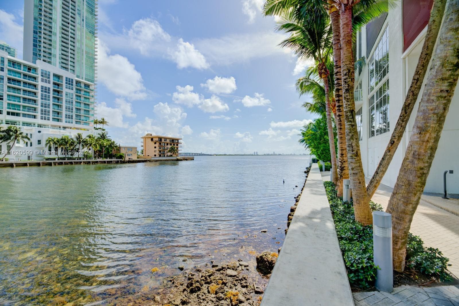 601 NE 27th St, Miami FL 33137 — 21
