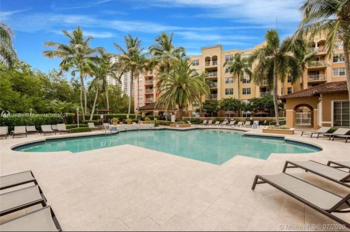 19999 E Country Club Dr # 1601, Aventura FL 33180 — 17