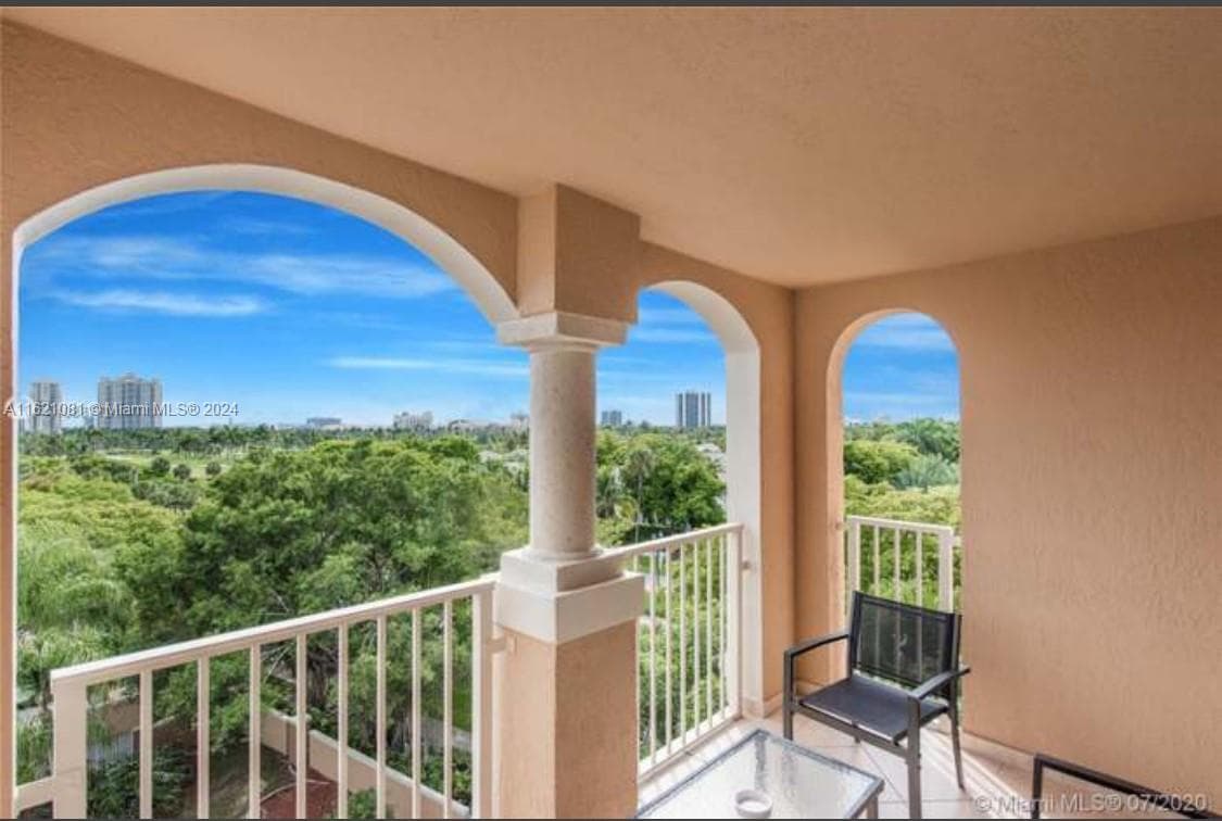 19999 E Country Club Dr # 1601, Aventura FL 33180 — 1