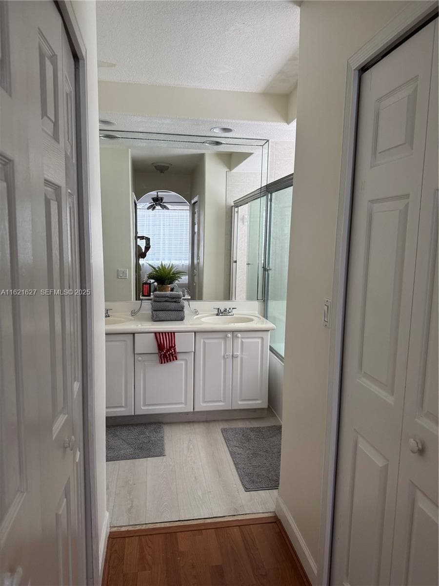 4866 NW 108th Psge # 4866, Doral FL 33178 — 10