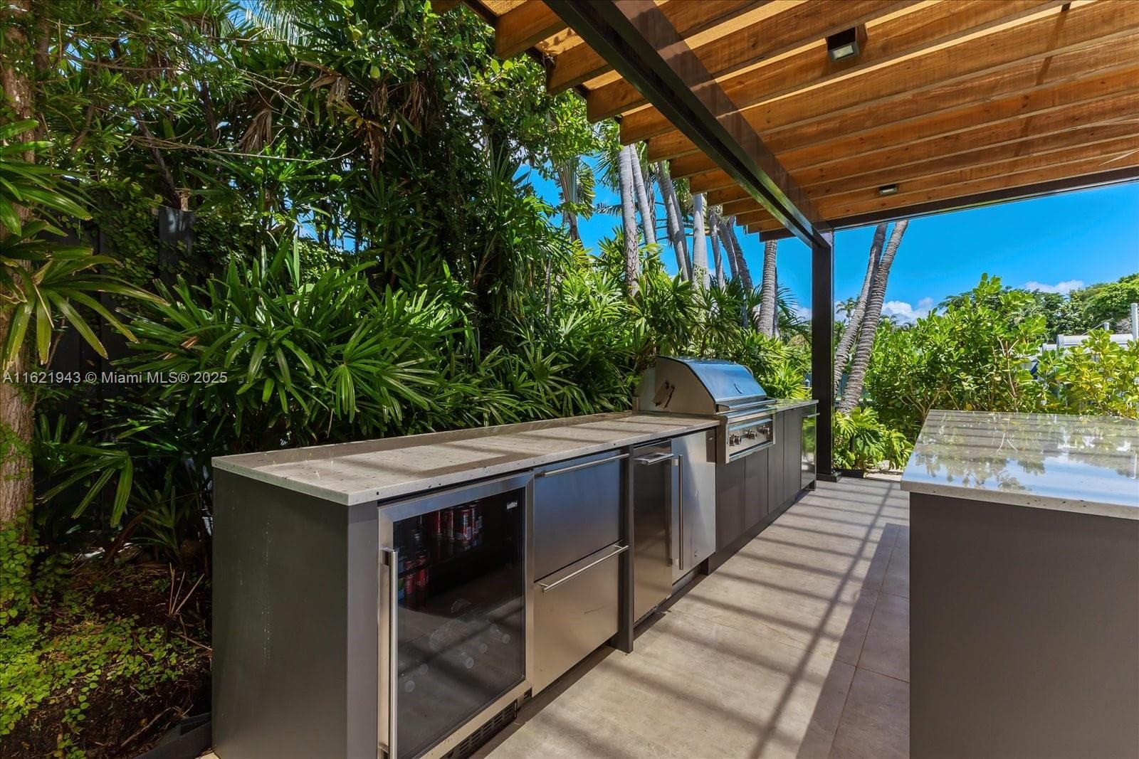 161 Cape Florida Dr, Key Biscayne FL 33149 — 11