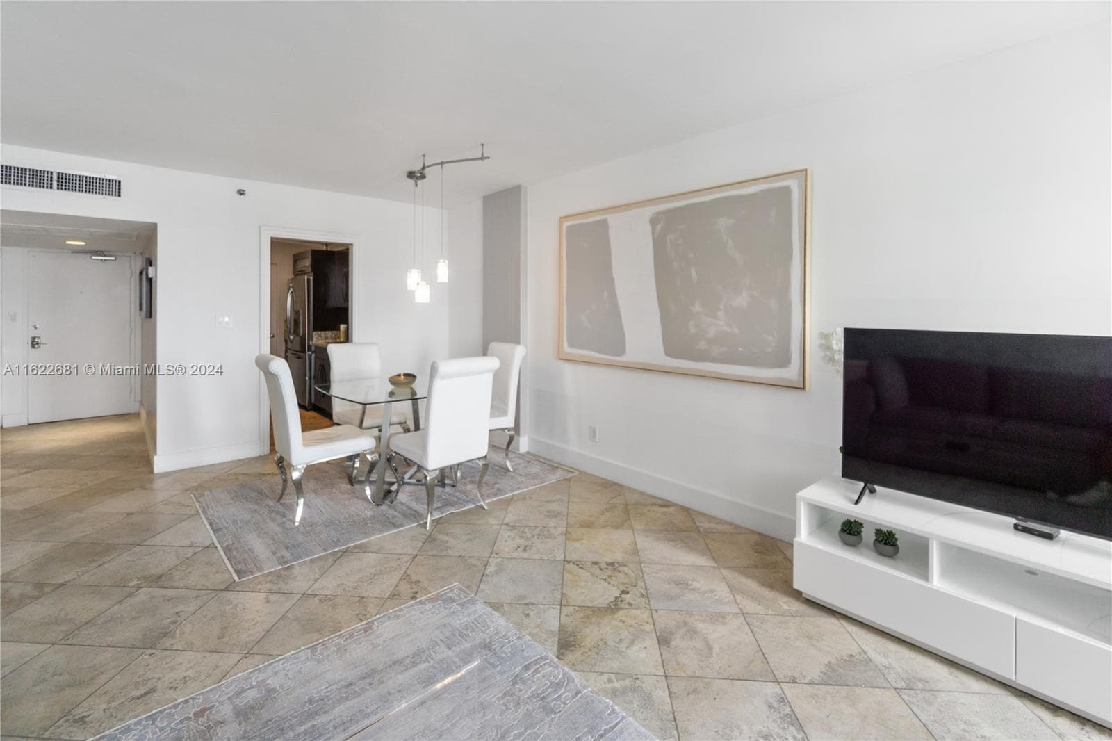 100 Lincoln Rd # 1422, Miami Beach FL 33139 — 7