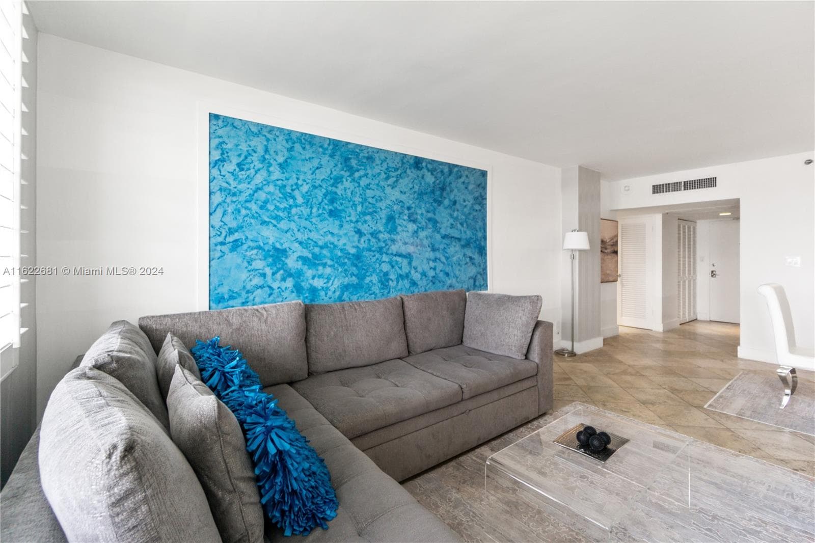 100 Lincoln Rd # 1422, Miami Beach FL 33139 — 3