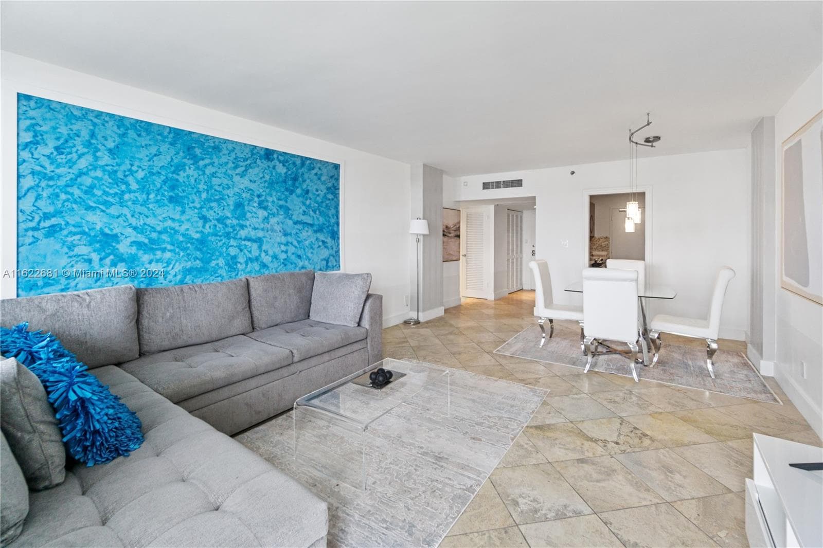 100 Lincoln Rd # 1422, Miami Beach FL 33139 — 1