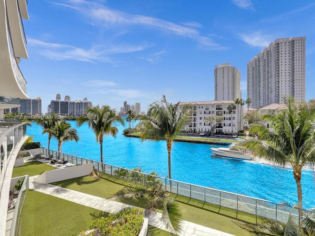 3250 NE 188th St # 207, Aventura FL 33180 — 31
