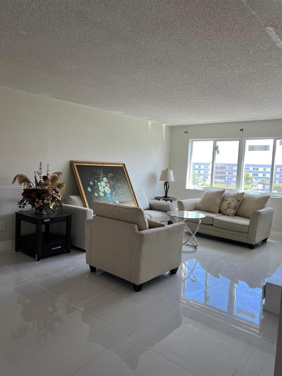 14840 Naranja Lakes Blvd, Homestead FL 33032 — 2