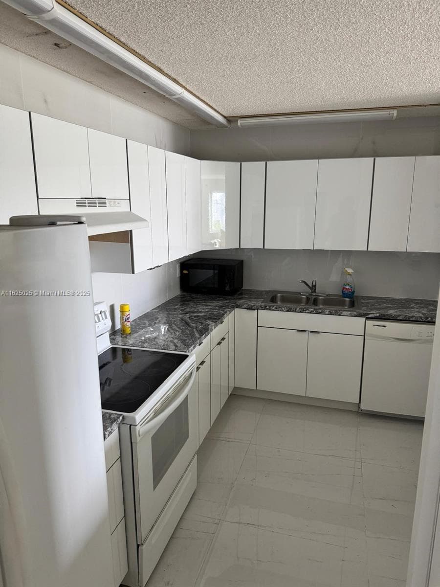 14840 Naranja Lakes Blvd, Homestead FL 33032 — 5
