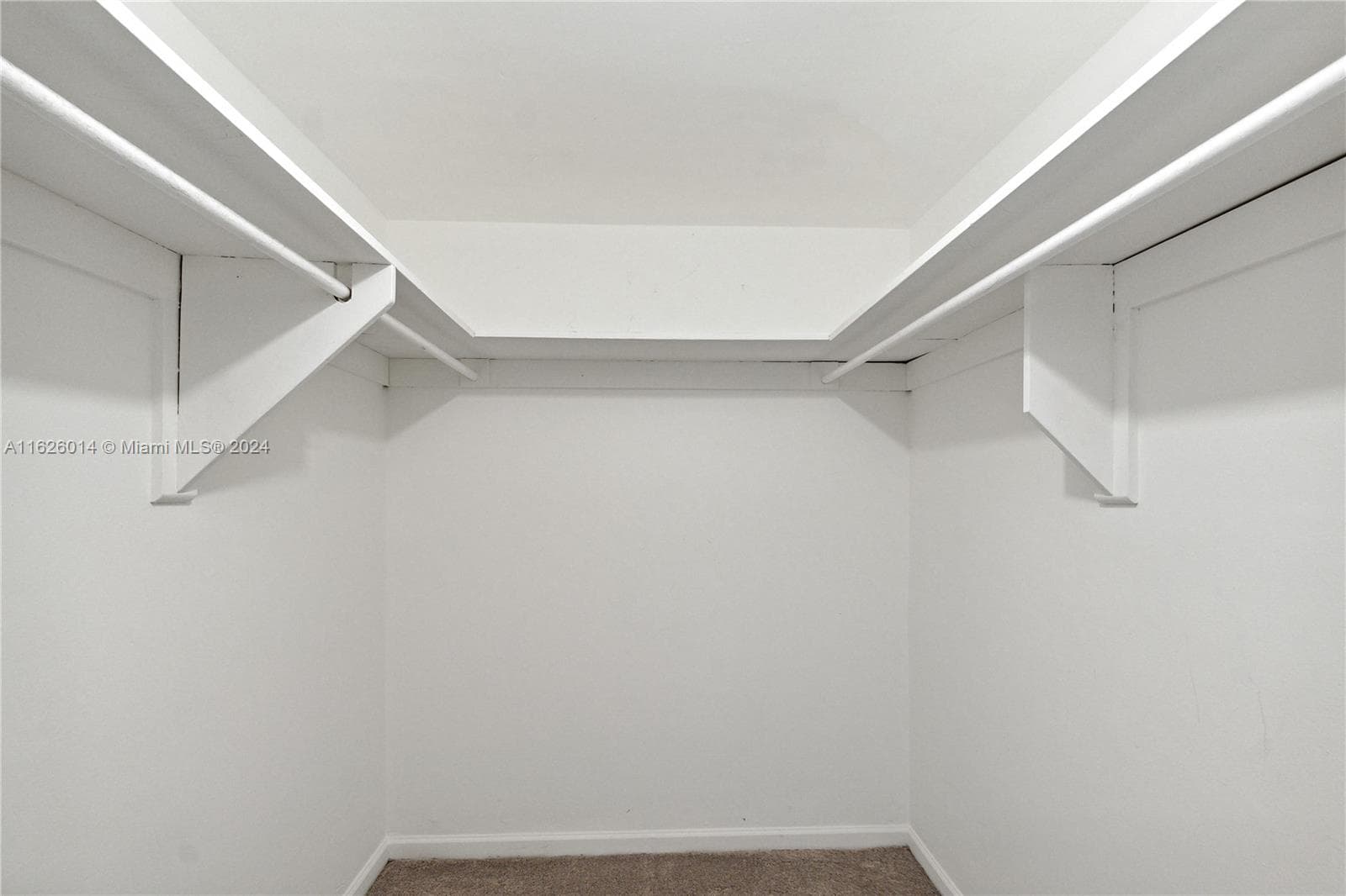1000 West Ave # 821, Miami Beach FL 33139 — 8