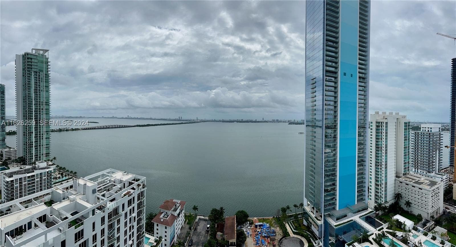 600 NE 27th St # 2302, Miami FL 33137 — 3