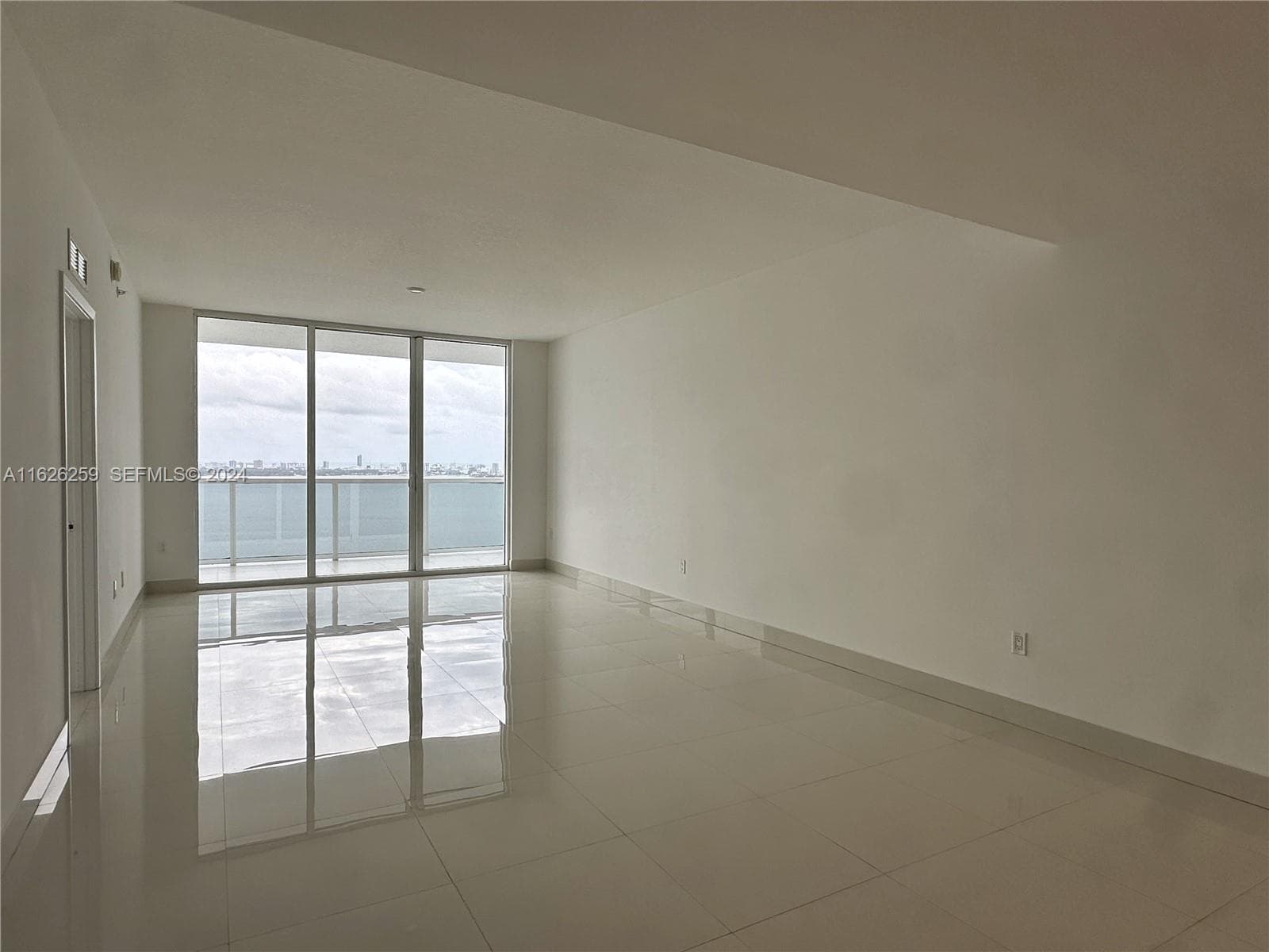 600 NE 27th St # 2302, Miami FL 33137 — 10