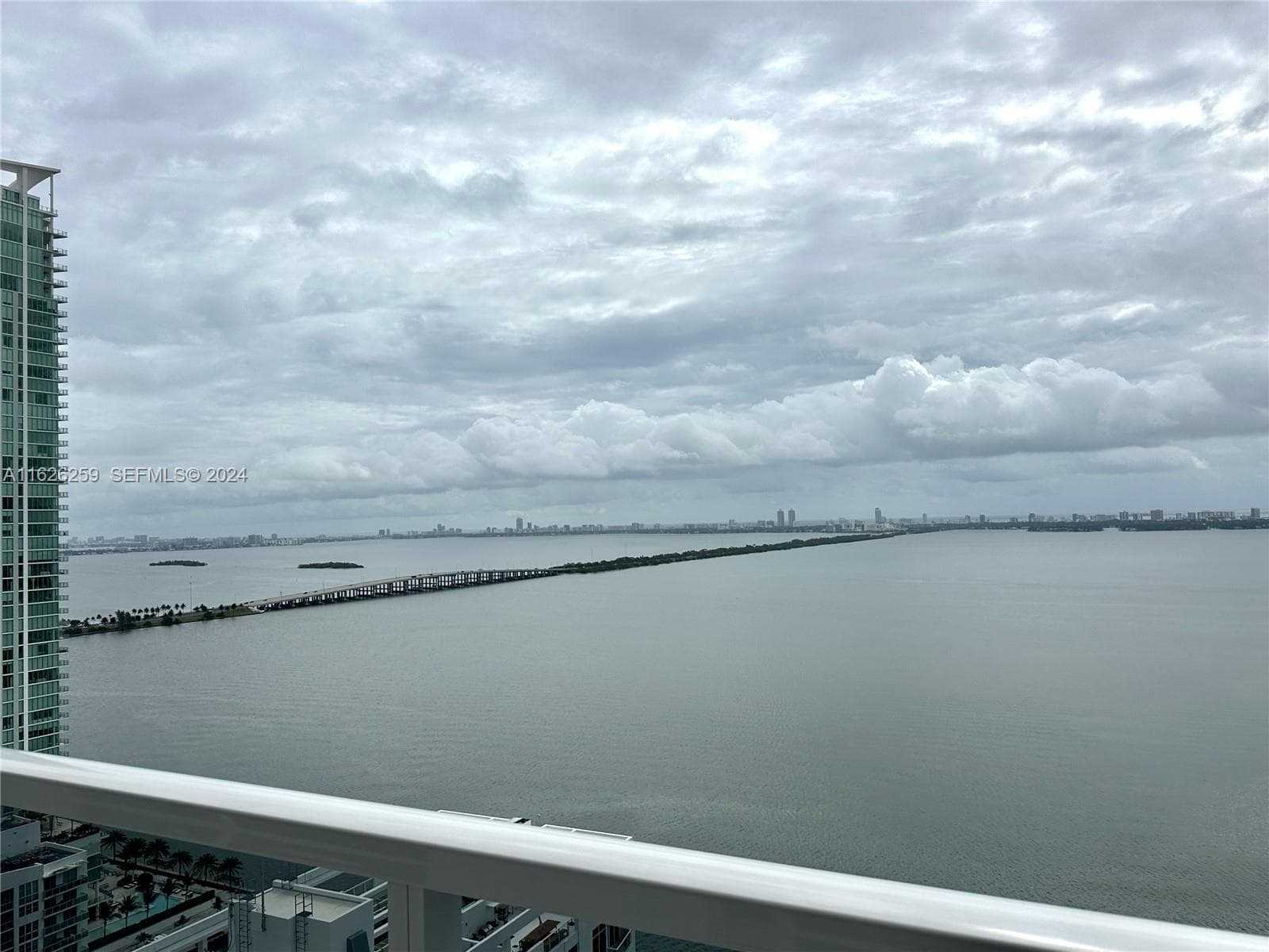 600 NE 27th St # 2302, Miami FL 33137 — 4
