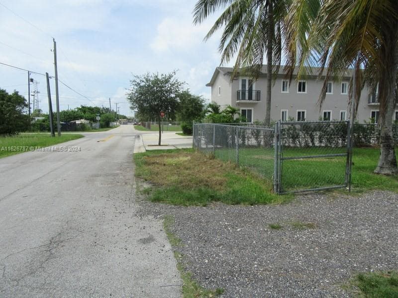 24925 SW 134th Ct, Homestead FL 33032 — 7