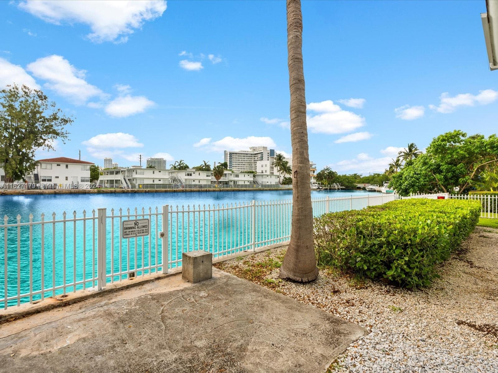 7805 & 7815 Crespi Blvd, Miami Beach FL 33141 — 10
