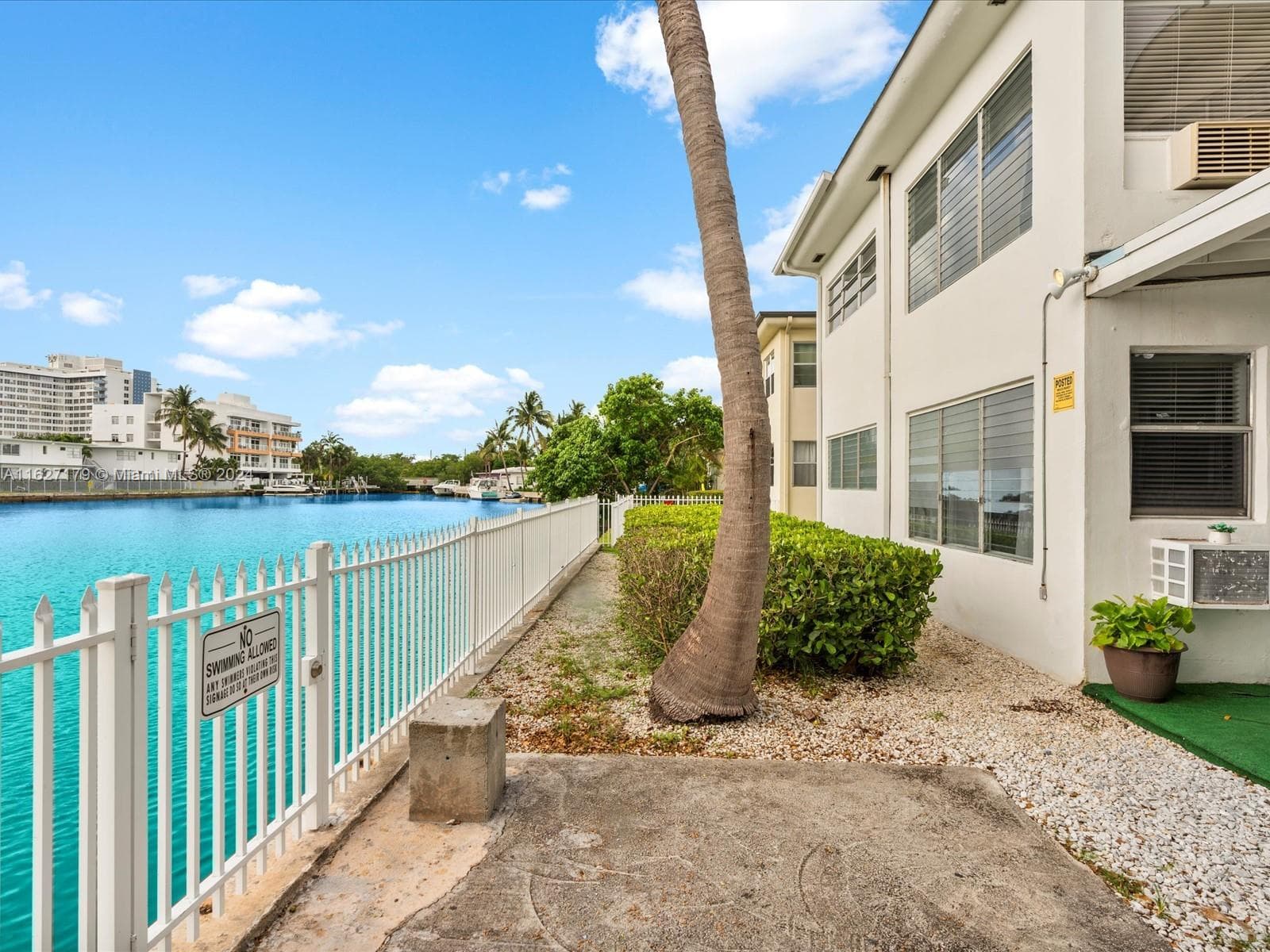 7805 & 7815 Crespi Blvd, Miami Beach FL 33141 — 11