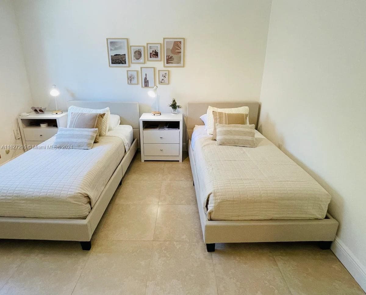 100 Sunrise Dr # 24, Key Biscayne FL 33149 — 16