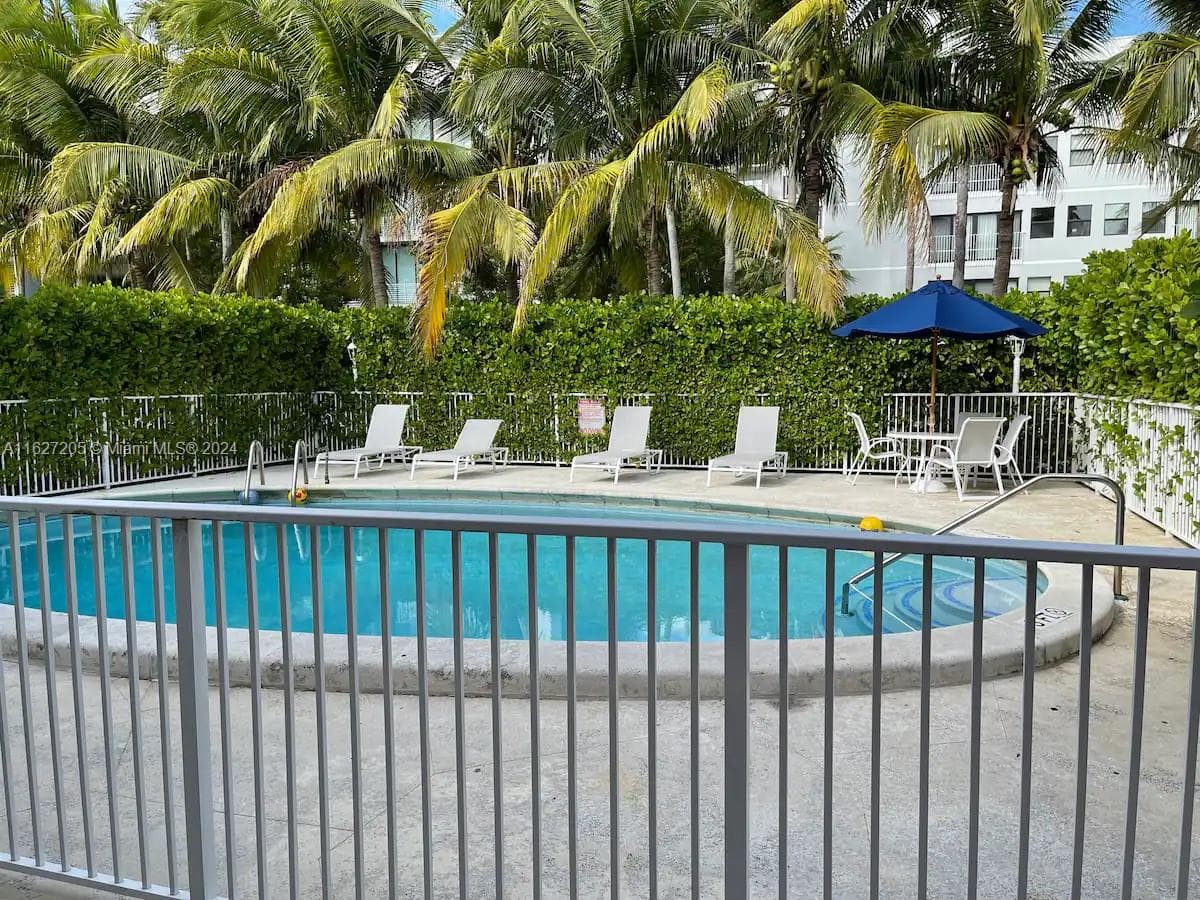 100 Sunrise Dr # 24, Key Biscayne FL 33149 — 26
