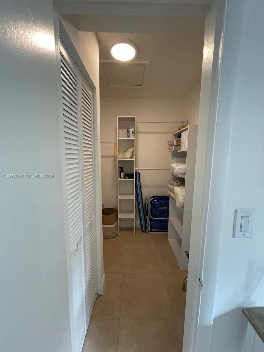 100 Sunrise Dr # 24, Key Biscayne FL 33149 — 22