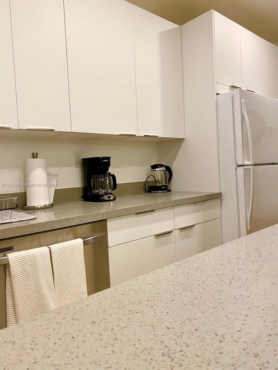 100 Sunrise Dr # 24, Key Biscayne FL 33149 — 5